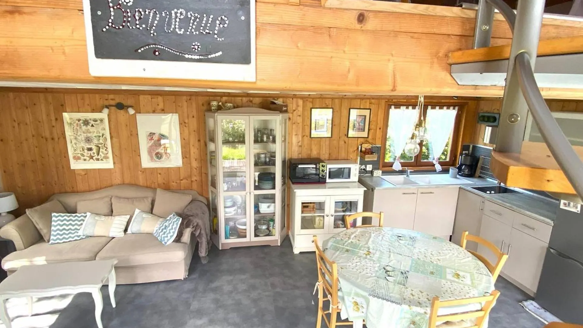 Maison Avec Jardin Clos Et Wifi A Tregastel - Fr-1-368-465 0*,